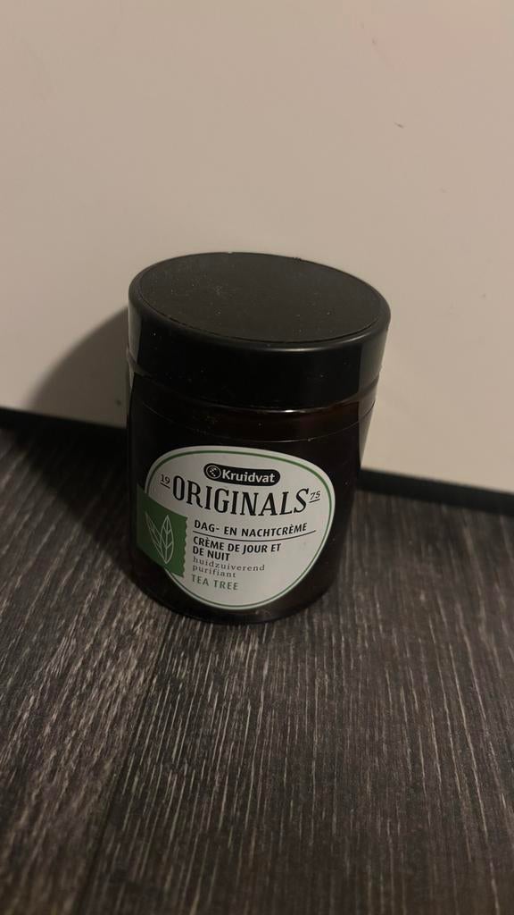 Kruidvat Originals Dag- en Nachtcrème Tea Tree, Sieraden, Tassen en Uiterlijk, Uiterlijk | Gezichtsverzorging, Nieuw, Verzorging
