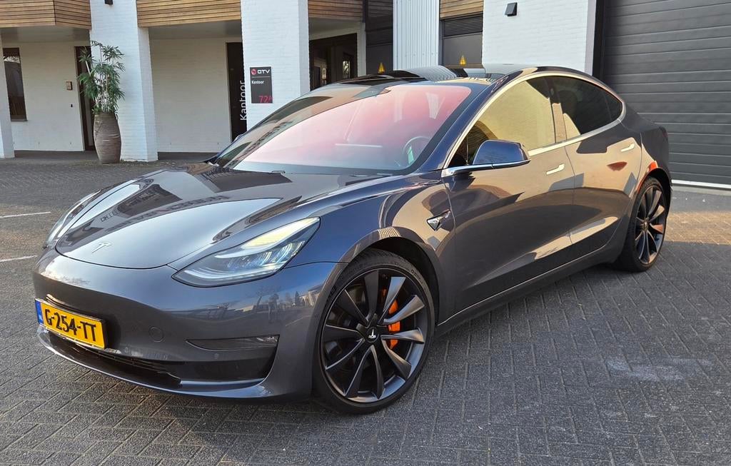 Tesla Model 3 PERFORMANCE | 79.000 KM | 510 PK | 0-100 3.2 S, Auto's, Tesla, Automaat, Zwart, Stoelverwarming, Elektrisch