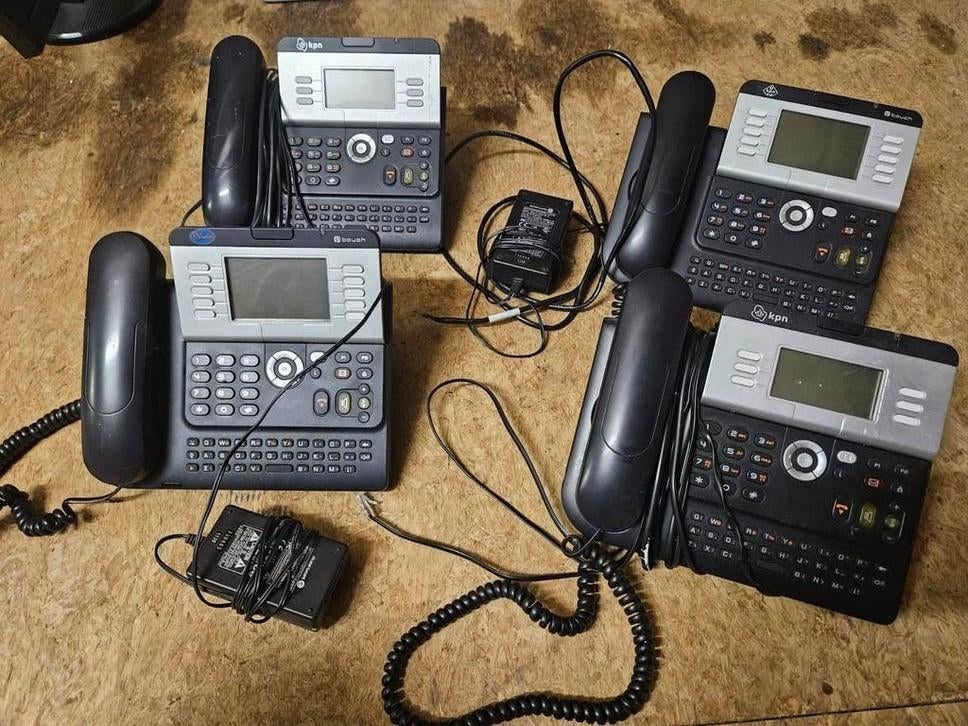 4 telefoon centrales, Telecommunicatie, Telefooncentrales, Ophalen of Verzenden, Gebruikt