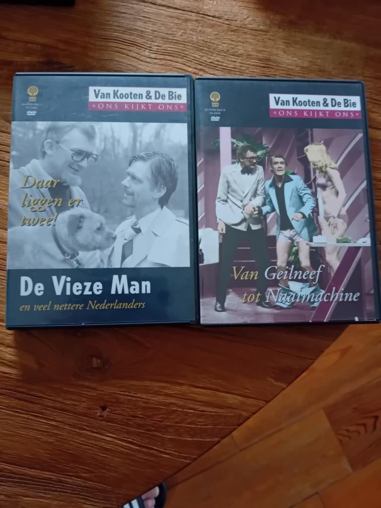 2x DVD Van Kooten en De Bie: Ons Kijkt Ons, Alle leeftijden, Ophalen of Verzenden, Gebruikt