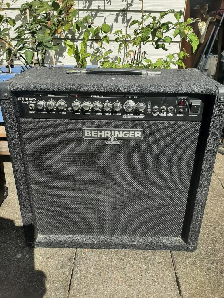Behringer GTX60 Versterker - Gitaar/Toetsen/Zang, Ophalen, Gebruikt, Gitaar, 50 tot 100 watt