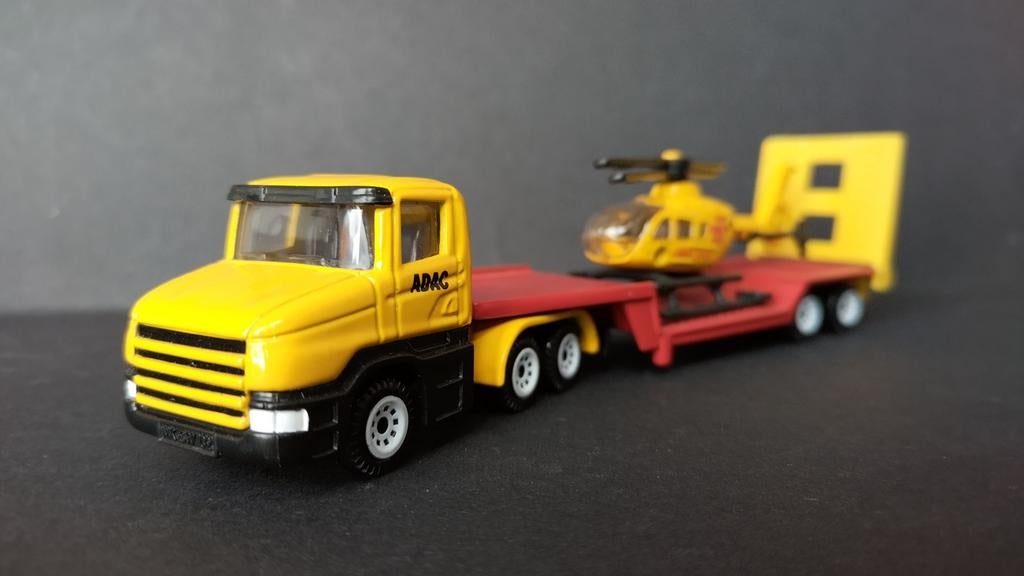 Scania Torpedo met air ambulance heli 1:87 Siku Pol, Hobby en Vrije tijd, Schlittenbacherstrasse 60 Lüdenscheid Germany, SIKU