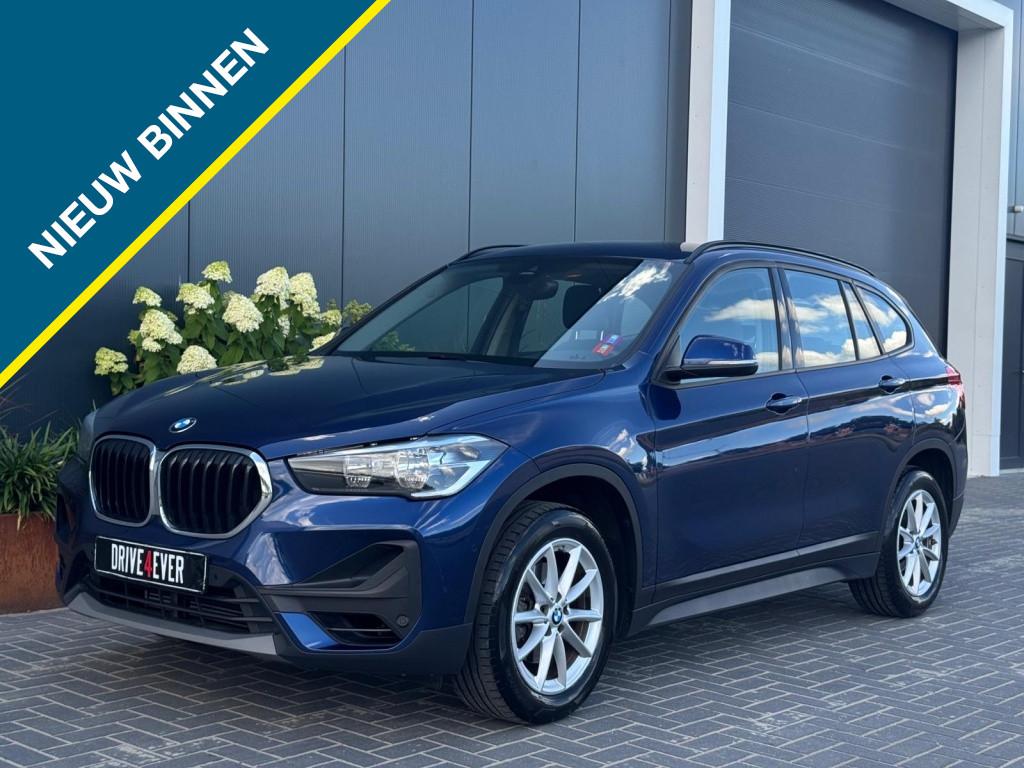 BMW X1 sDrive18i 12-2019 NAVI CLIMATE PDC TREKHAAK SPORTVELG, X1, Gebruikt, Blauw, Handgeschakeld