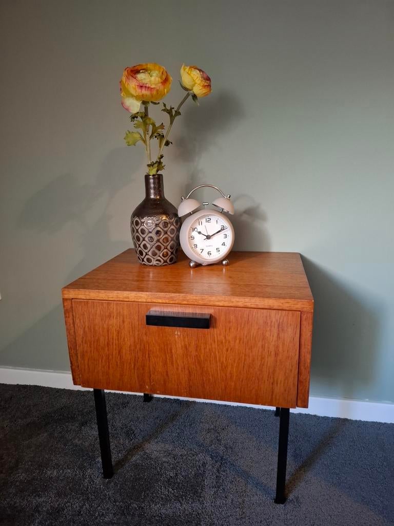 Nachtkastje, Huis en Inrichting, Slaapkamer | Nachtkastjes, Ophalen of Verzenden