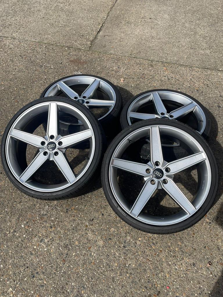 Audi A5  Velgen + Banden 20''  20 INCH, Auto-onderdelen, Banden en Velgen, Ophalen, Band(en), 20 inch, Zomerbanden