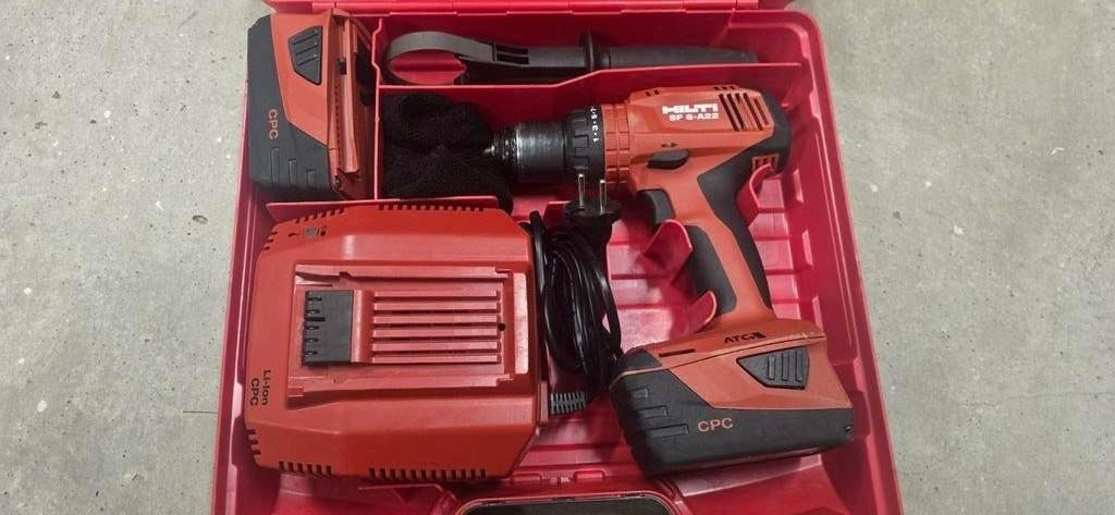 Hilti SF 6-A22 Accuboormachine met lader en accu, Variabele snelheid, Ophalen of Verzenden, Minder dan 400 watt, Zo goed als nieuw