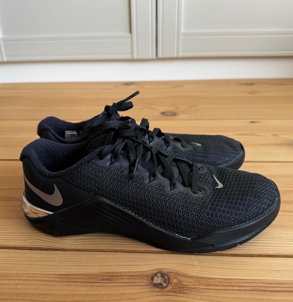 Nike Metcon 5 schoenen / sportschoenen - Zwart - maat 39, Zwart, Nike, Ophalen of Verzenden, Sneakers of Gympen