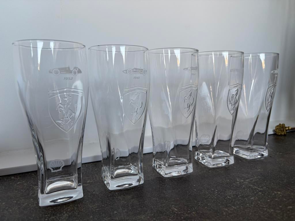 Set van 5 ferarri glazen f1 1952 tot 2007, Verzamelen, Ophalen of Verzenden, Zo goed als nieuw, Frisdrankglas
