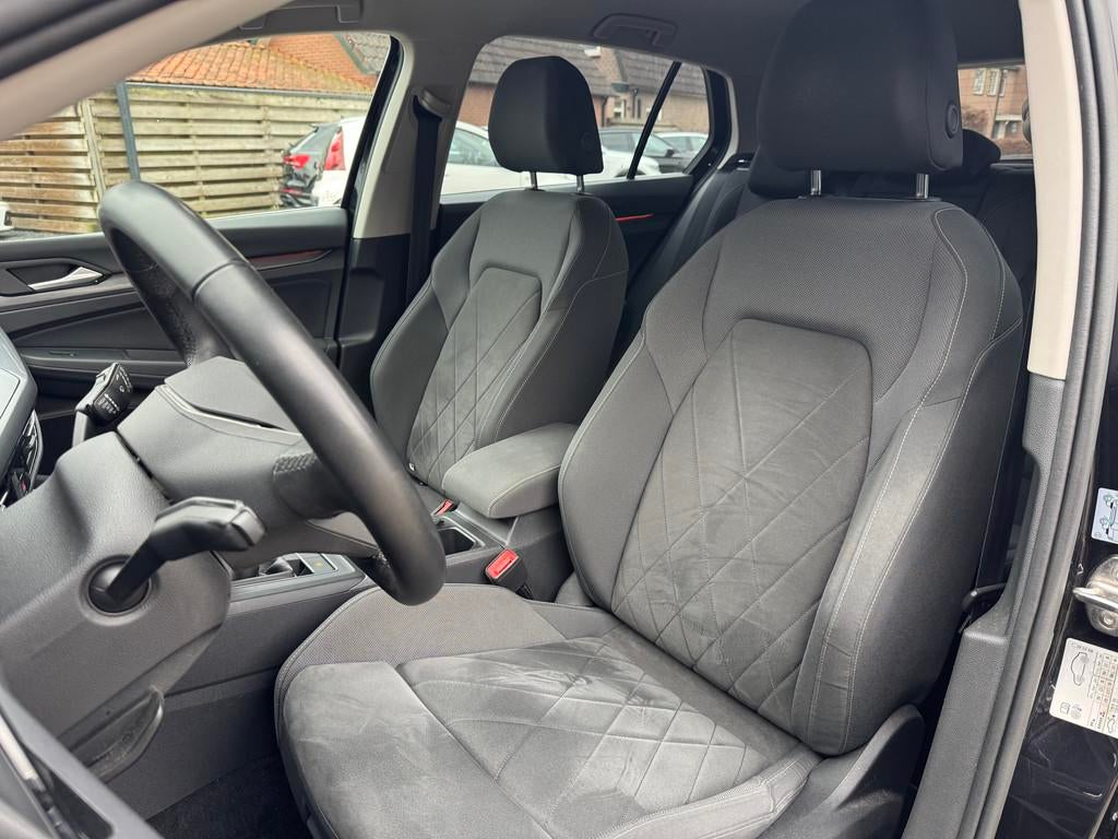 Volkswagen Golf Golf 1.5 TSI 130pk Style (bj 2020), Euro 6, 4 cilinders, Zwart, Origineel Nederlands