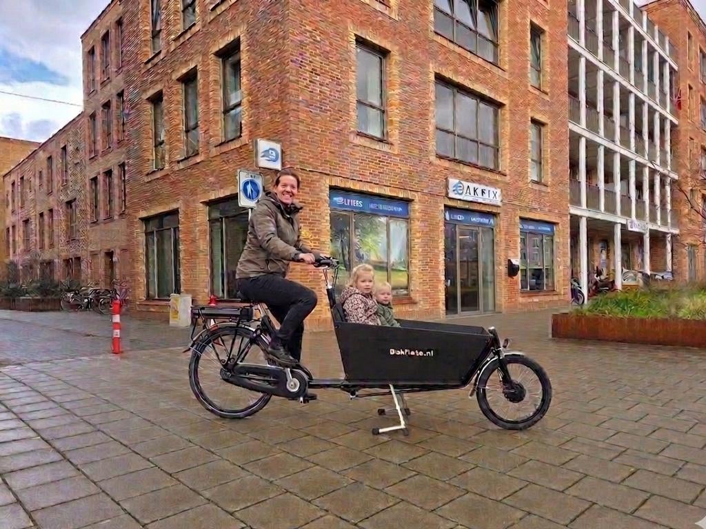 Cargo bike lang bakfiets met nieuwe accu en motor, 4 kinderen of meer, Info@bakfiets.nl, Ophalen of Verzenden, Zo goed als nieuw
