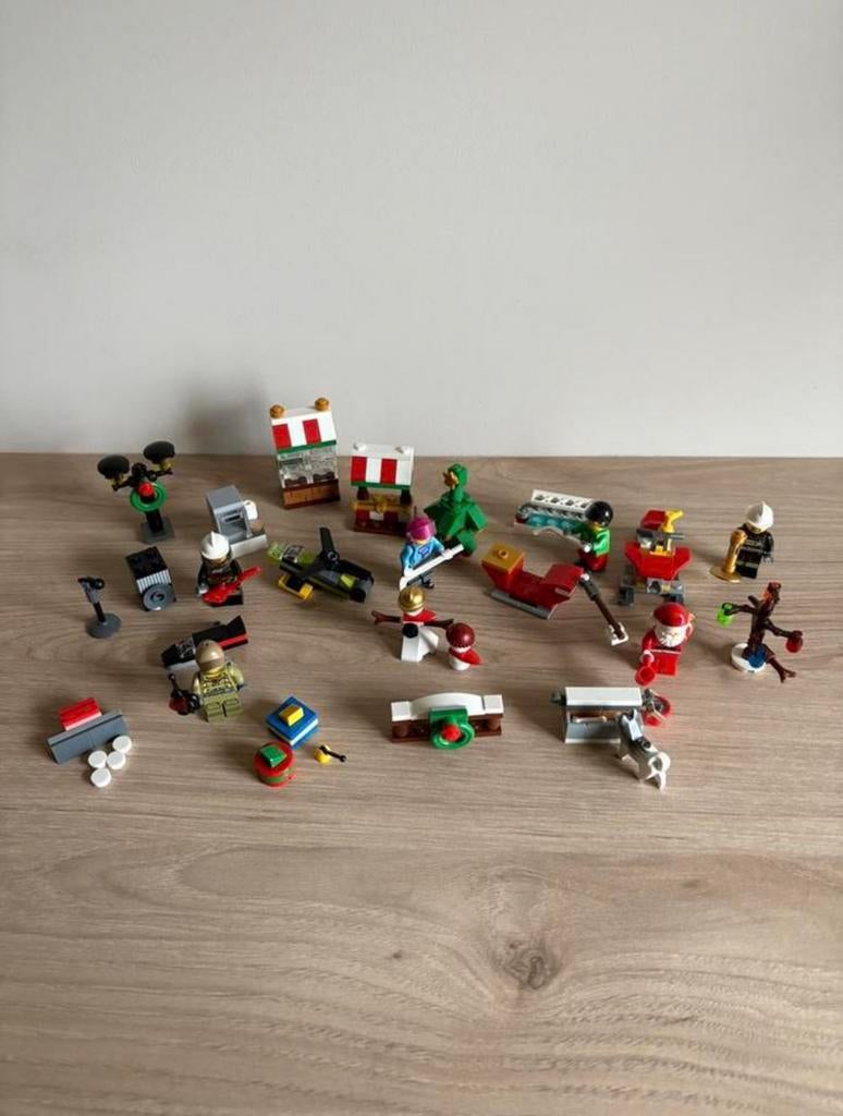 Lego adventskalender 2016 (set 60133), Kinderen en Baby's, Speelgoed | Duplo en Lego, City, Lego, Ophalen of Verzenden, Zo goed als nieuw