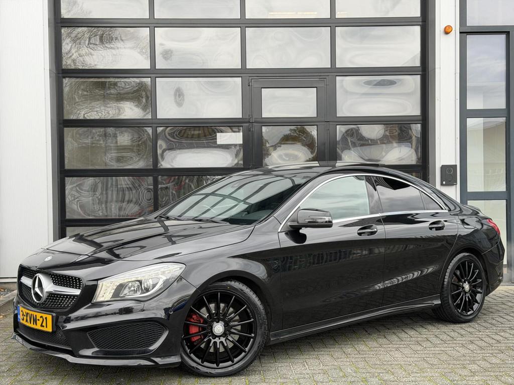 Mercedes-Benz CLA-klasse 250 Edition 1 / 45 AMG Ed / PANO, Auto's, CLA, Gebruikt, 4 cilinders, Leder en Stof