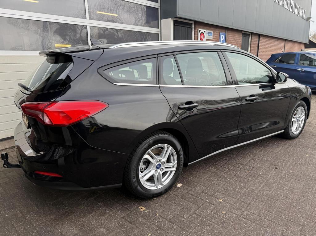 Ford Focus Wagon 1.0 EcoBoost 125PK ACC/CAMERA/CARPLAY *ALL-, 12 maanden, Gebruikt, Zwart, Origineel Nederlands