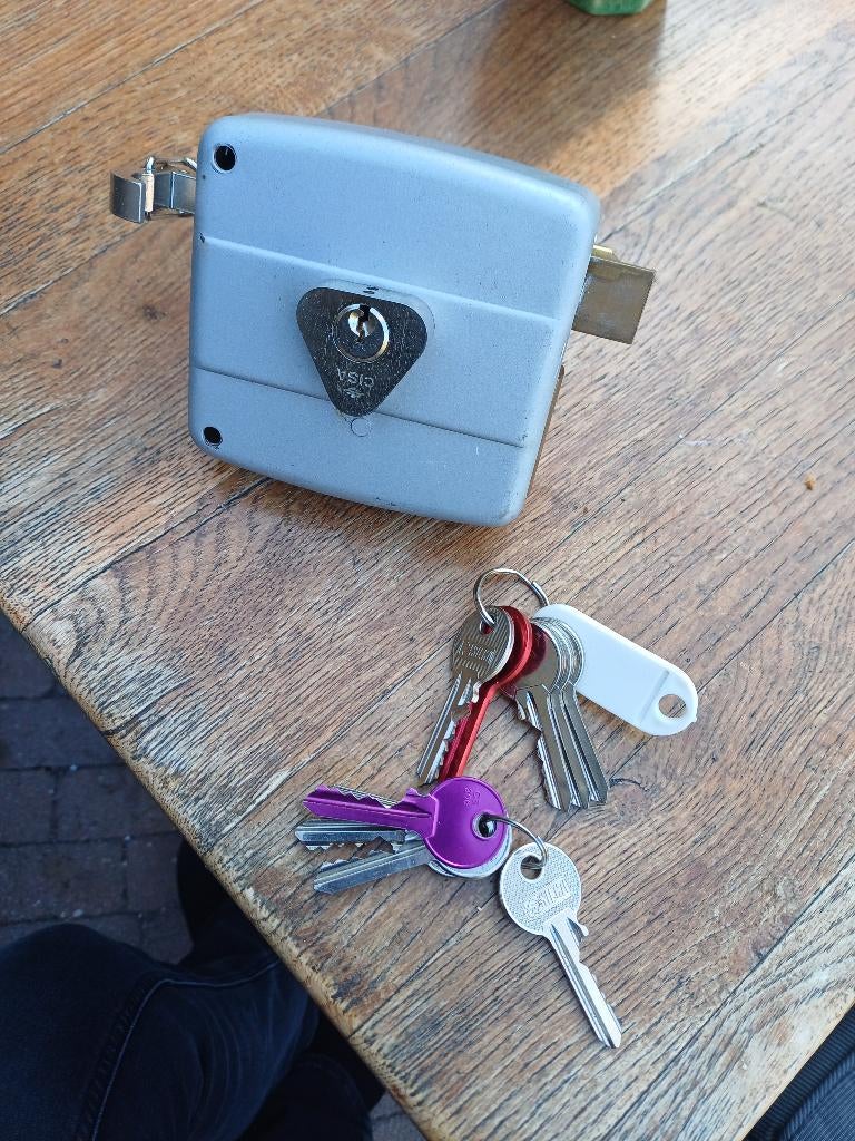 Slot, Ophalen, Zo goed als nieuw, Rvs, Overige typen