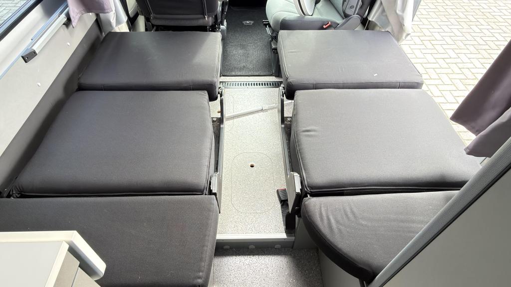 In Top staat en lekker Compact De Adria Twin 500 S Uit 2015, Buscamper of Camperbus, Ringverwarming, Fiat, Bedrijf