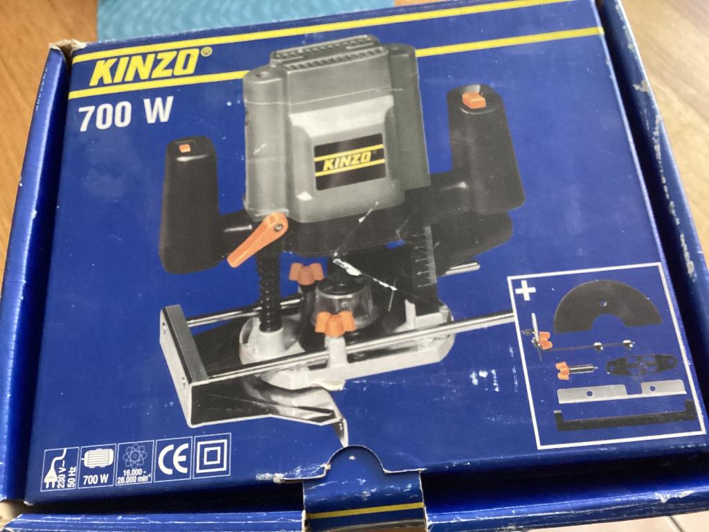 Hout frees, Ophalen, Kinzo, Zo goed als nieuw, Bovenfrees