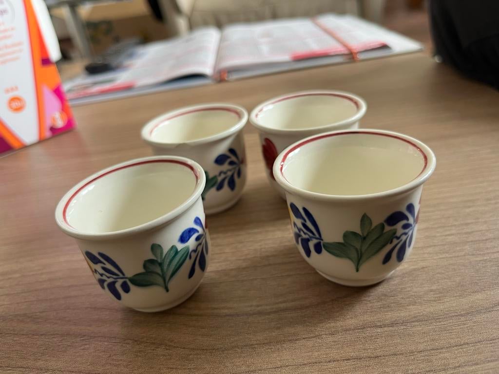 Boerenbont eierdopjes, vier stuks, Huis en Inrichting, Keuken | Servies, Ophalen, Gebruikt, Keramiek, Overige typen