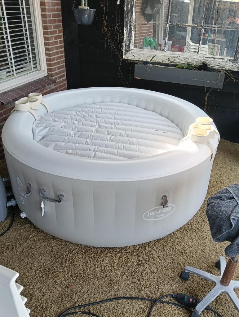 Lay-Z-Spa Tahiti opblaasbare jacuzzi, Tuin en Terras, Ophalen of Verzenden, Gebruikt, Pomp