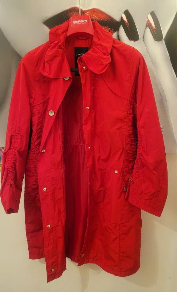 Marcona rode jas/tussenjas met ruches, maat Xl, Maat 46/48 (XL) of groter, Ophalen of Verzenden, Zo goed als nieuw, Marcona