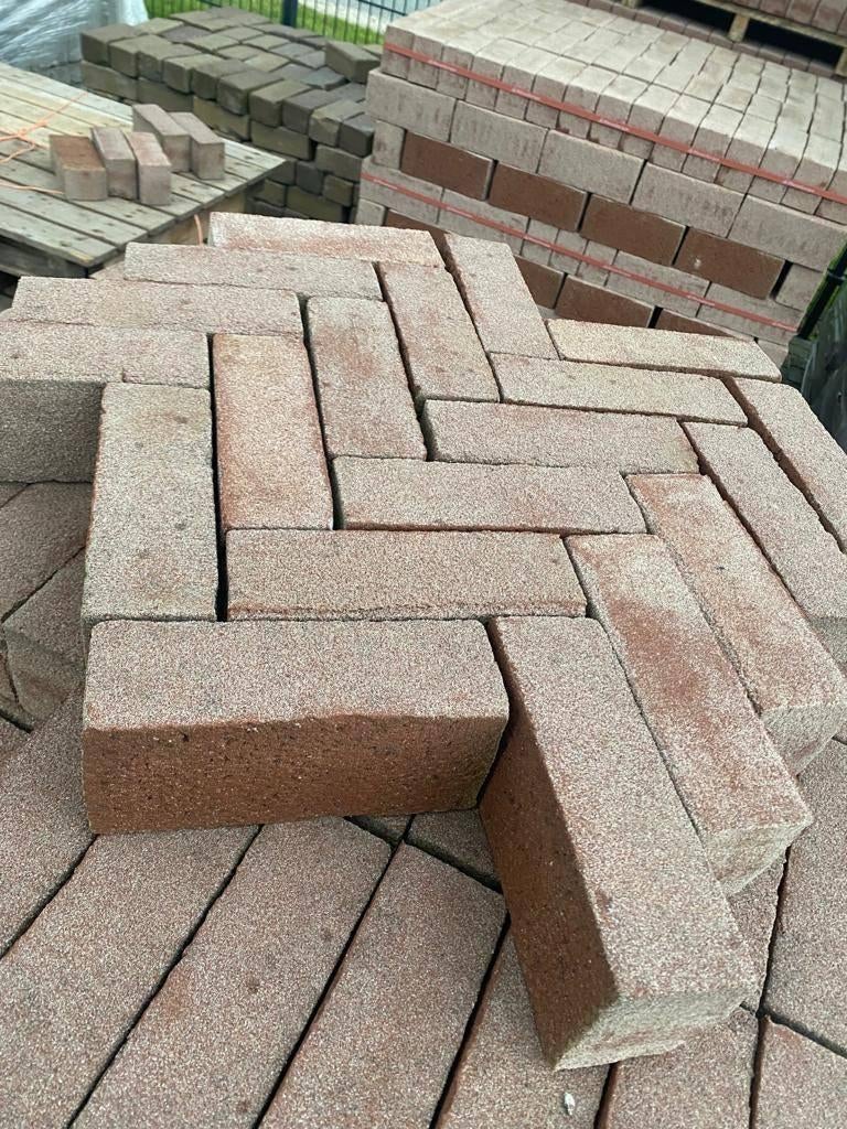 Rood-bruin gebakken dikformaten D13, Ophalen, Keramiek, Klinkers, Nieuw