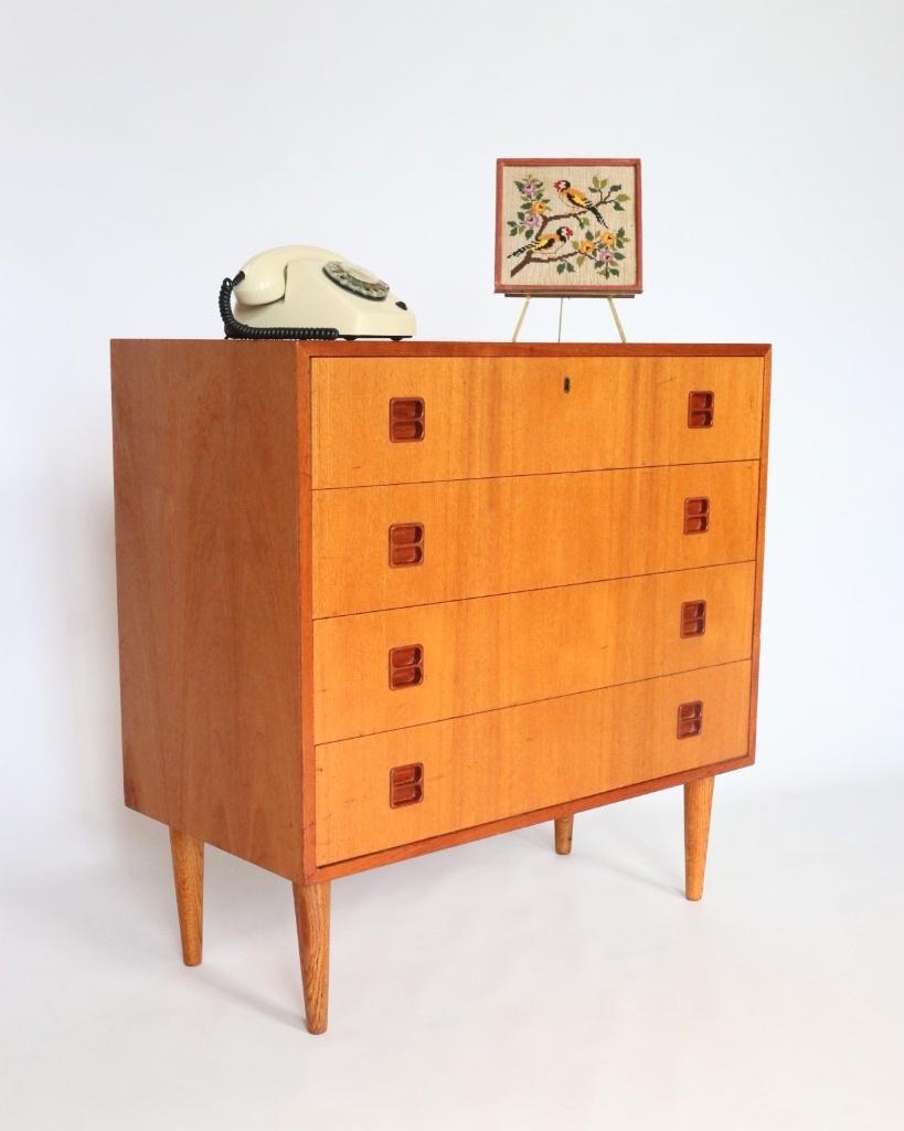 Vintage ladekast teak Deens design kast retro, Huis en Inrichting, Kasten | Ladekasten, Ophalen, Vintage retro midcentury deens design