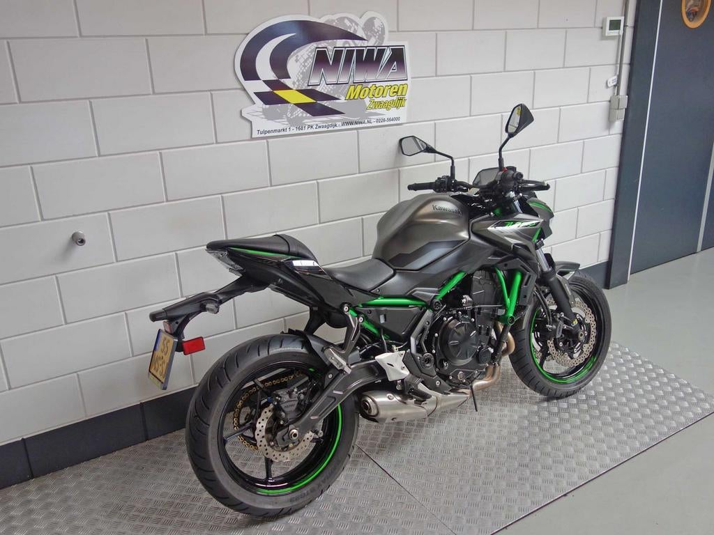 KAWASAKI Z650 (bj 2023) - foto 3