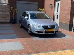 Volkswagen Passat 2.0 FSI 110KW AUT 2006 Blauw, Stof, Zwart, 4 cilinders, 1984 cc