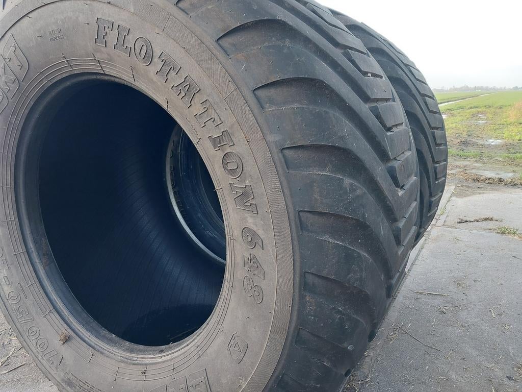 BKT flotation 648 700/50r26.5, Ophalen of Verzenden