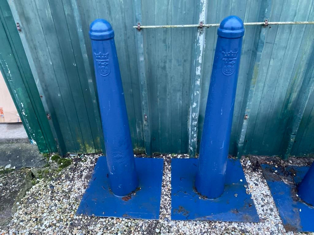 Blauwe amsterdamse paaltjes met voetstuk, Tuin en Terras, Palen, Balken en Planken, Gebruikt, Palen, Minder dan 180 cm, Ophalen of Verzenden