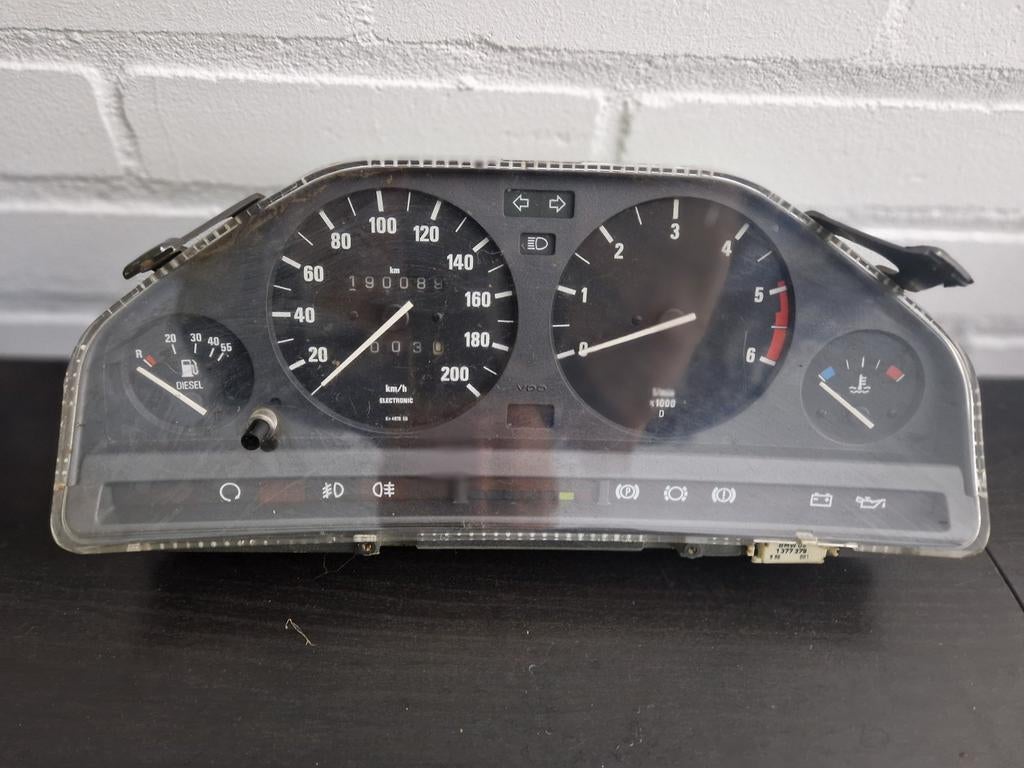 Originele tellerunit BMW E30 DIESEL, Auto-onderdelen, Dashboard en Schakelaars, Ophalen of Verzenden, BMW
