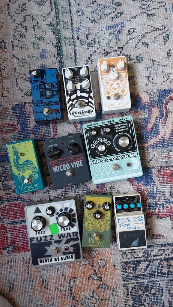 Diverse gitaareffecten (oa Death By Audio, Earthquaker), Muziek en Instrumenten, Ophalen of Verzenden, Gebruikt