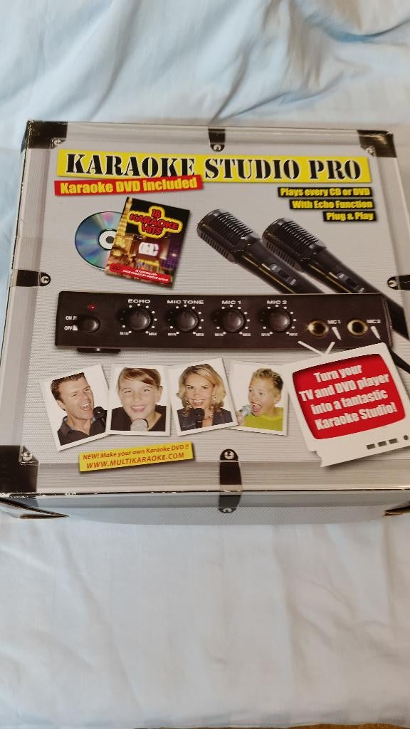 Karaoke Studio Pro set 2 microfoons + echo KAR 008, Audio, Tv en Foto, Karaoke-apparatuur, Gebruikt, Complete set, Ophalen of Verzenden