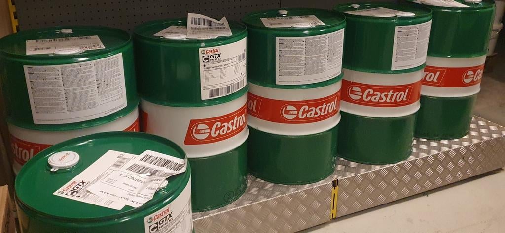 Castrol GTX 5w30 C3 Longlife motorolie vat 60ltr, Auto diversen, Onderhoudsmiddelen, Ophalen