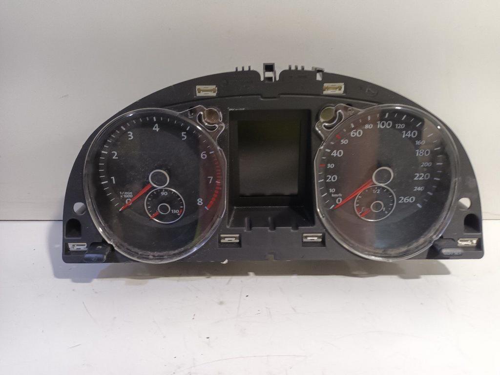 Cockpit Volkswagen Passat, Onderdelen@venauto.nl, Van der Ven Autorecycling B.V., Gebruikt, Ettenseweg 76, 4706 PB Roosendaal, The Netherlands