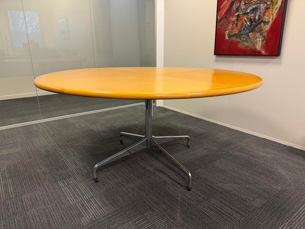 Vitra ronde eet/vergader tafel kersenhout, Huis en Inrichting, Tafels | Eettafels, Zo goed als nieuw, 100 tot 150 cm, Rond, Kersenhout