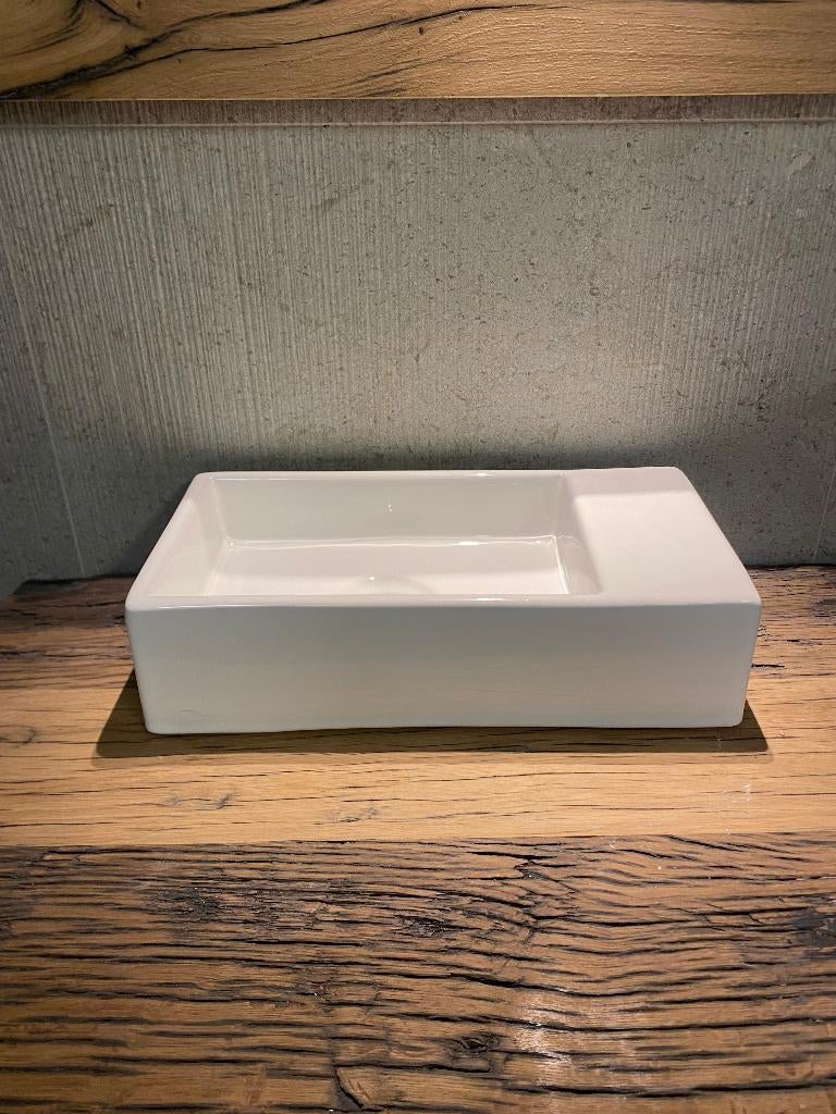 Wit fonteintje (37x20x10cm), Doe-het-zelf en Verbouw, Sanitair, Ophalen of Verzenden, Toilet