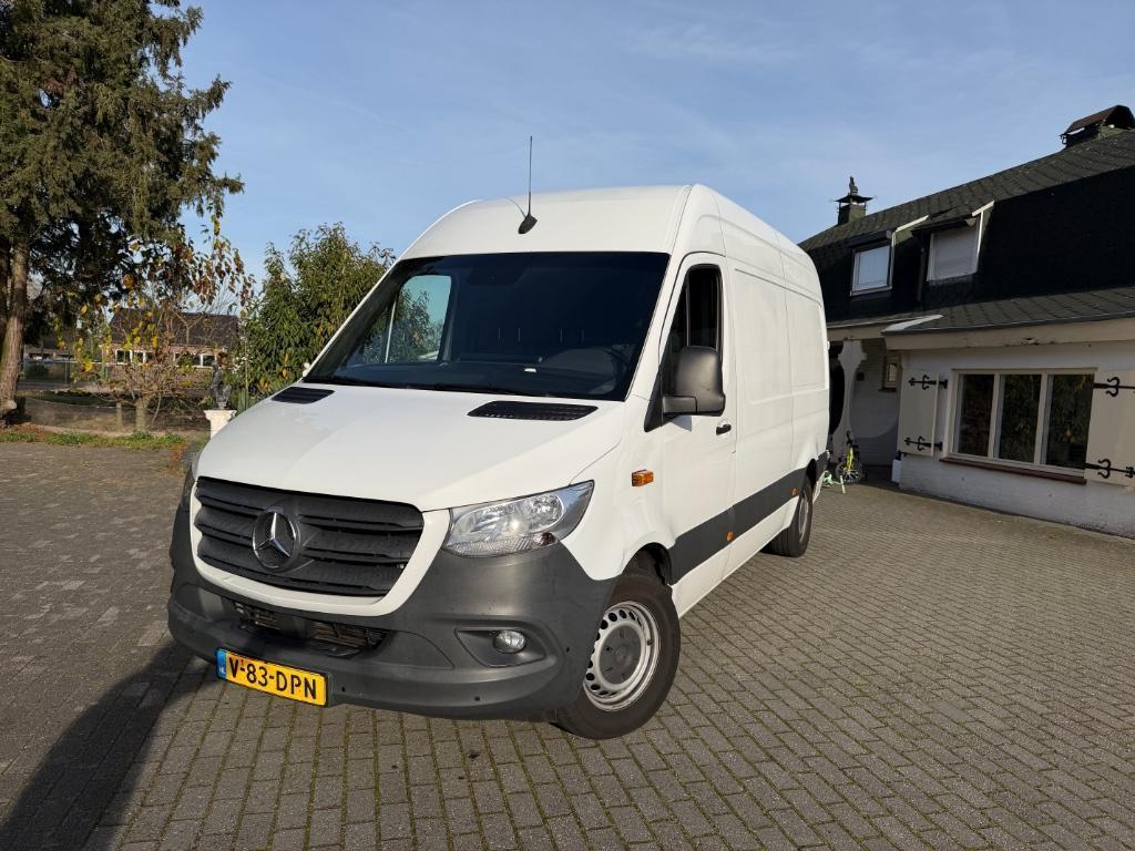 Mercedes-Benz Sprinter 314 L2H2 Airco Cruise Mbux Camera Eu6, Auto's, 13 km/l, Achterwielaandrijving, 2000 kg, Wit