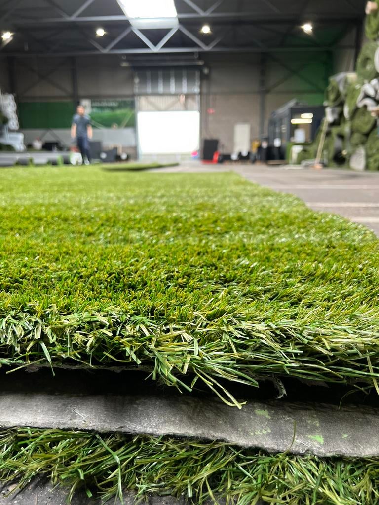 14m2 Kunstgras. Super dik en Zacht! (3.5m x 4m) €112.-