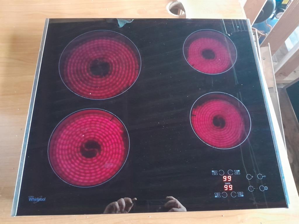 NETTE WHIRLPOOL AKT8090LX KERAMISCHE KOOKPLAAT TE KOOP, Gebruikt, Keramisch, Inbouw, 4 kookzones