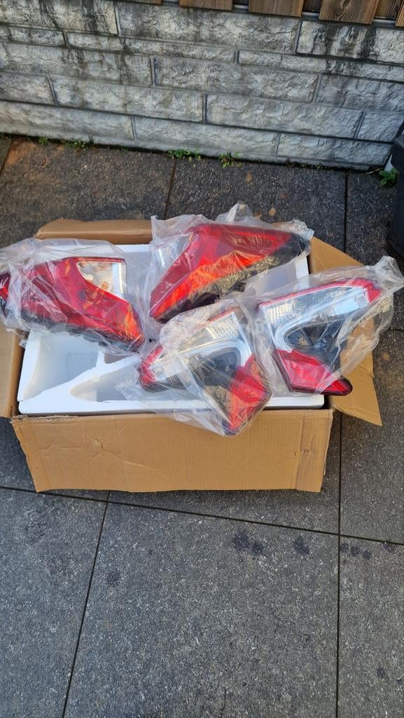 Toyota ch-r complete set achterlichten, Ophalen, Toyota