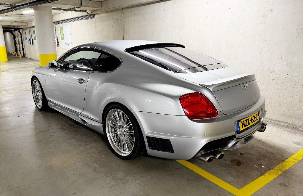 Bentley Continental GT 6.0 W12 WALD Fiscale waarde €22.000,-, Auto's, Bentley, Automaat, Zwart, 12 cilinders, Leder