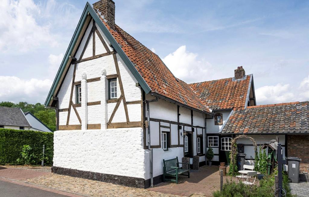 2 PERSOONS (+ HOND ) VAKANTIEHUISJE IN ZUID LIMBURG - UNIEK, Vakantie, Vakantiehuizen | Nederland, Dorp, Limburg, In bergen of heuvels