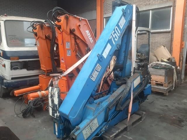 1x Palfinger PK 15500 en 1x HMF 75, laadkraan en div. Atlas, Ophalen, Gebruikt, Overige merken, Overige Auto-onderdelen