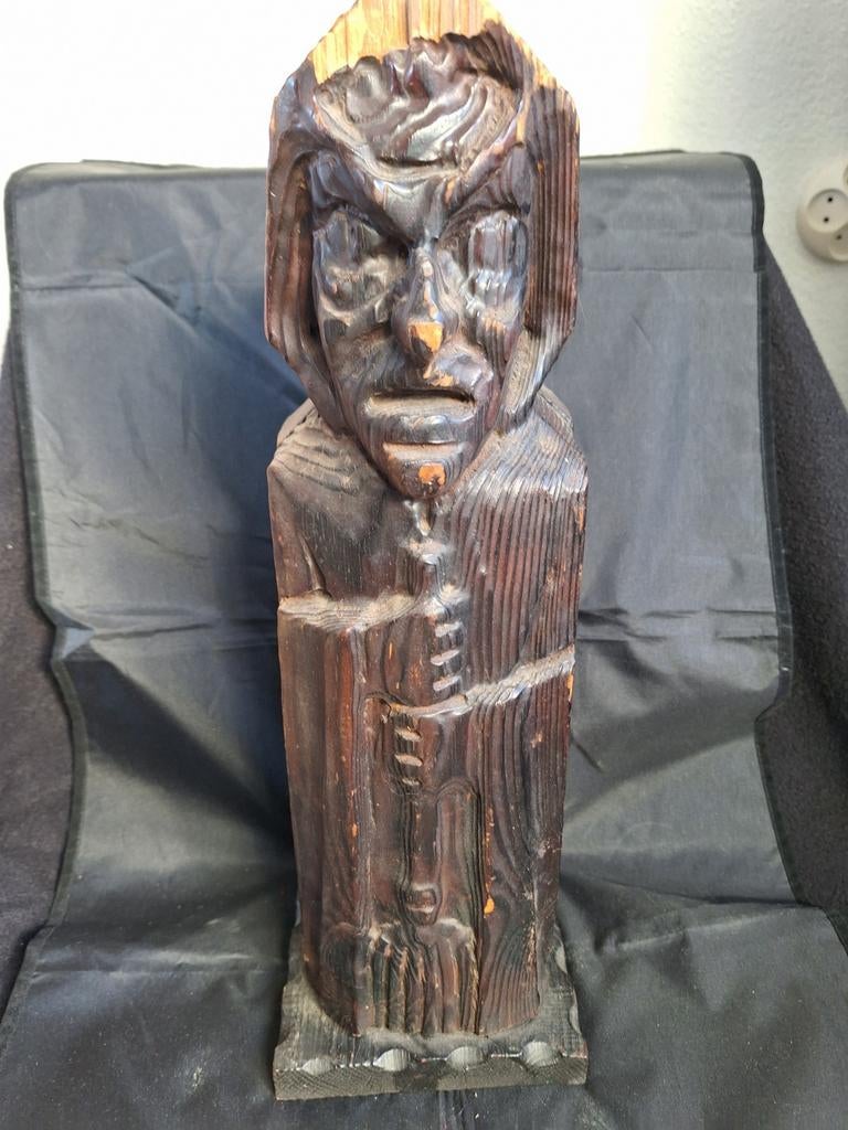 Volkskunst Handgesneden houten Duivel Wijnfleshouder, Antiek en Kunst, Ophalen
