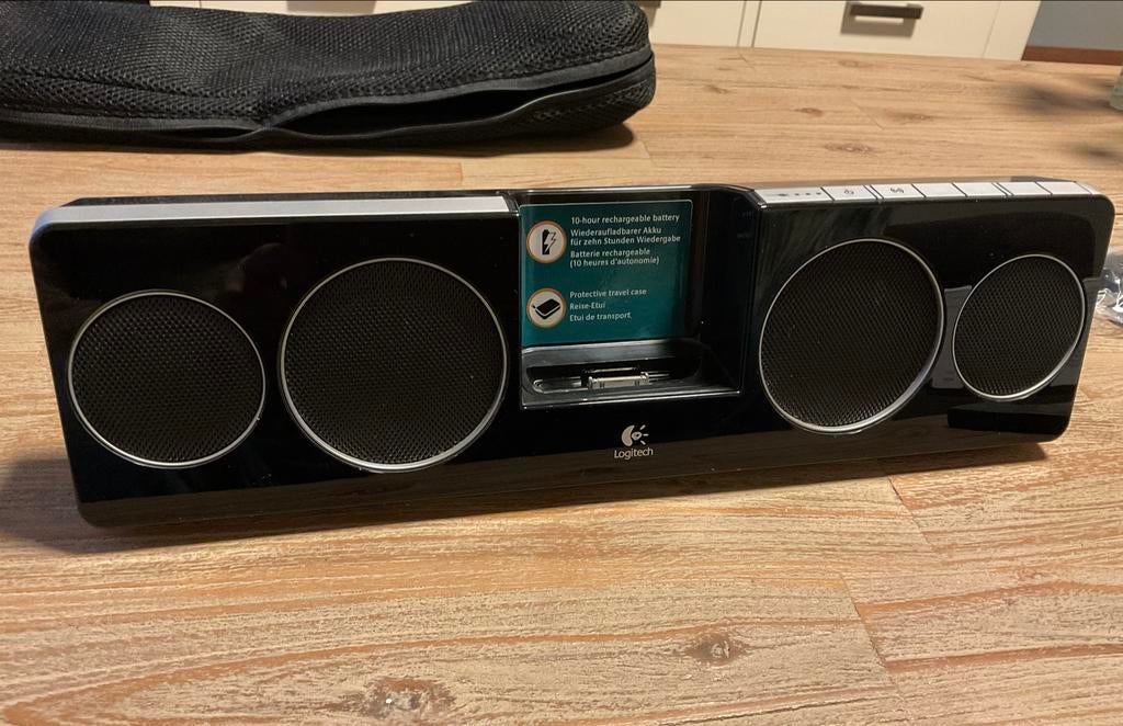 Logitech Pure-Fi Anywhere 2 iPod soundbar - Compleet Z.g.a.n, Ophalen of Verzenden, Zo goed als nieuw, Overige typen, Overige merken