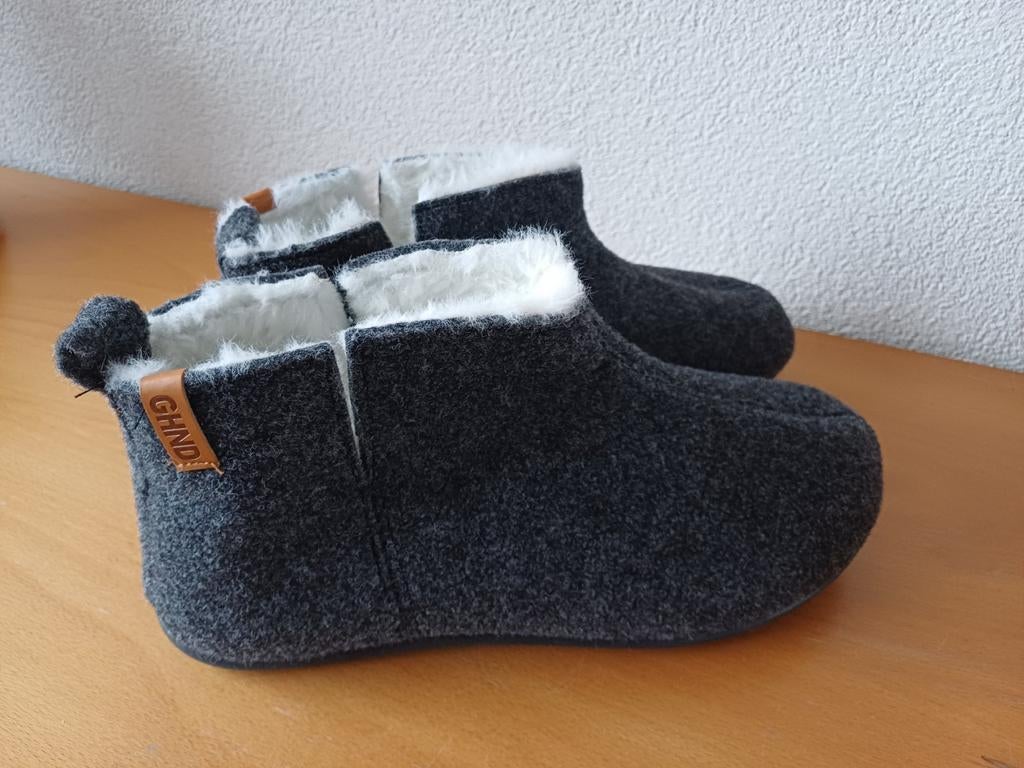 Greyhound Damessloffen Maat 42/43, Greyhound, Ophalen of Verzenden, Zo goed als nieuw, Pantoffels of Sloffen