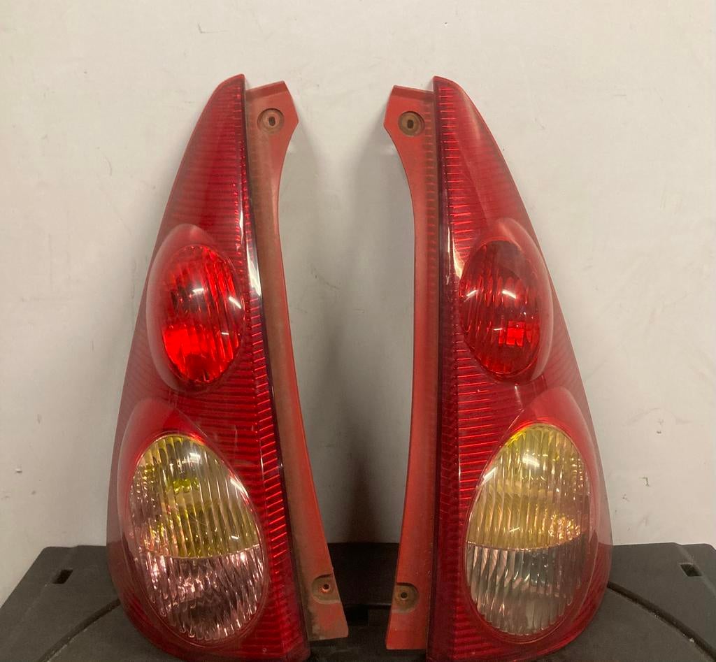 Citroen c1 of peugeot 107 achterlicht achterlichten LIBACARS, Peugeot, Ophalen of Verzenden, Peugeot, C1