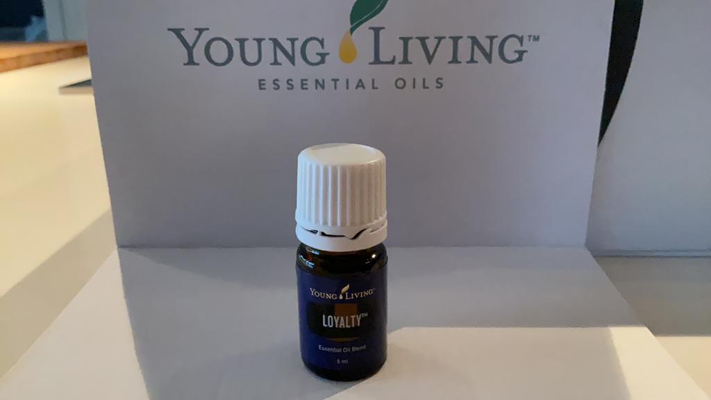 Young Living Loyalty 5 ml, Ophalen of Verzenden, Nieuw, Aroma