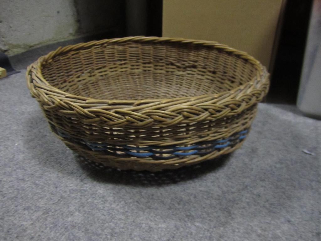 antieke rieten / rotan mand, Antiek en Kunst, Curiosa en Brocante, Ophalen of Verzenden