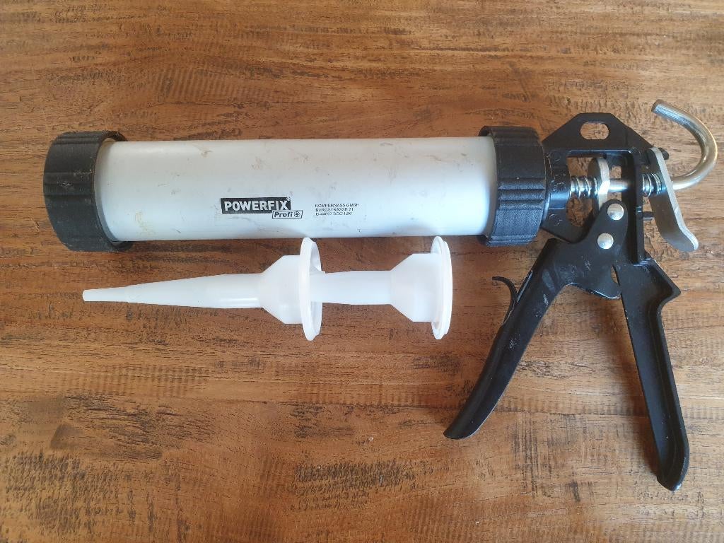 Siliconenkit pistool, Ophalen